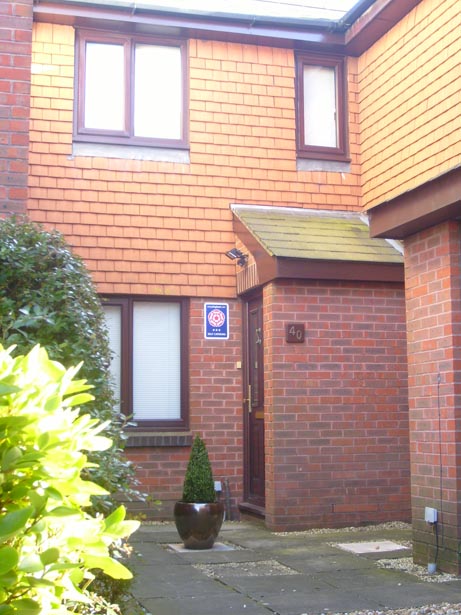 image of front of Hideaway Cottage